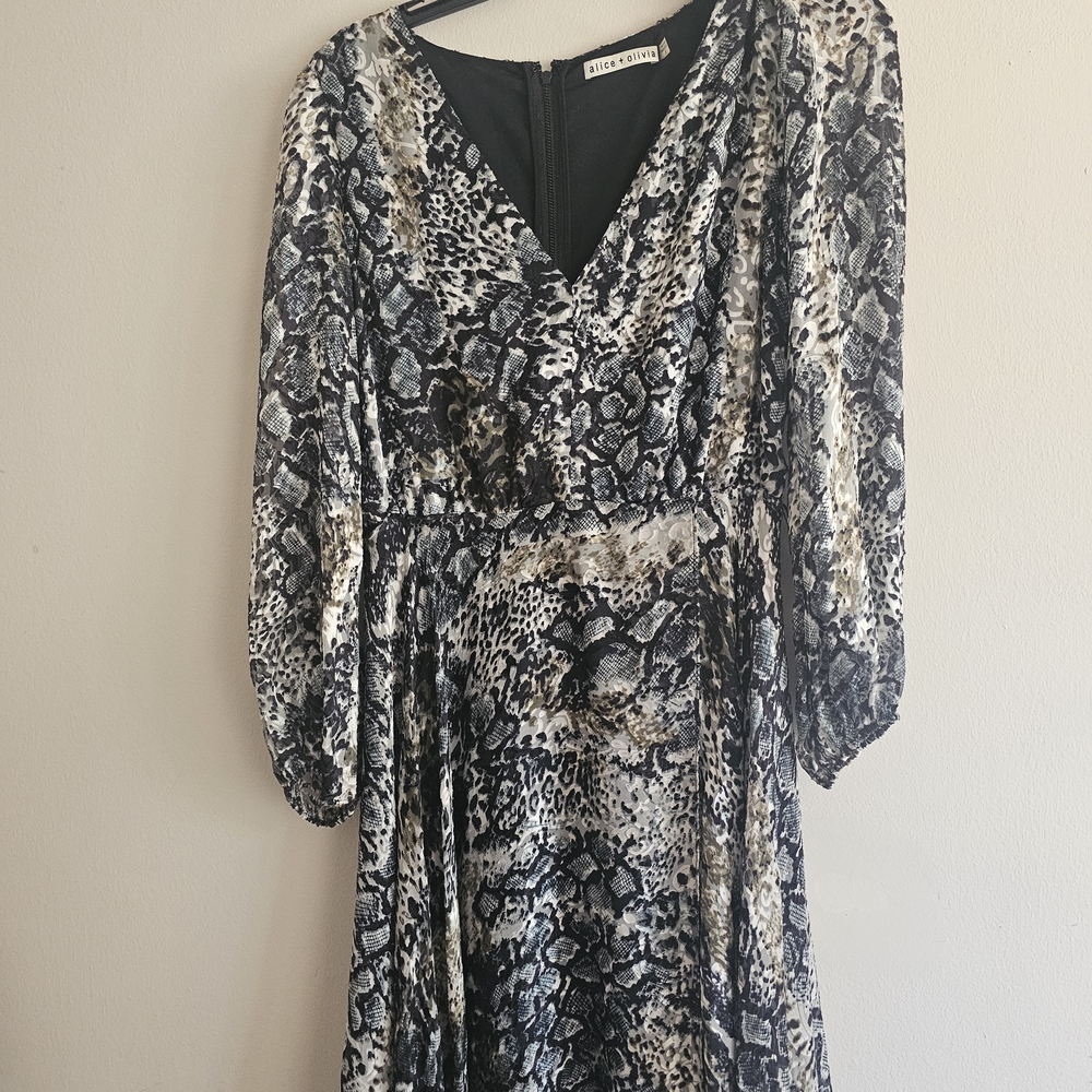 Alice + Olivia Black and White Bishop Sleeve Wrap Dress